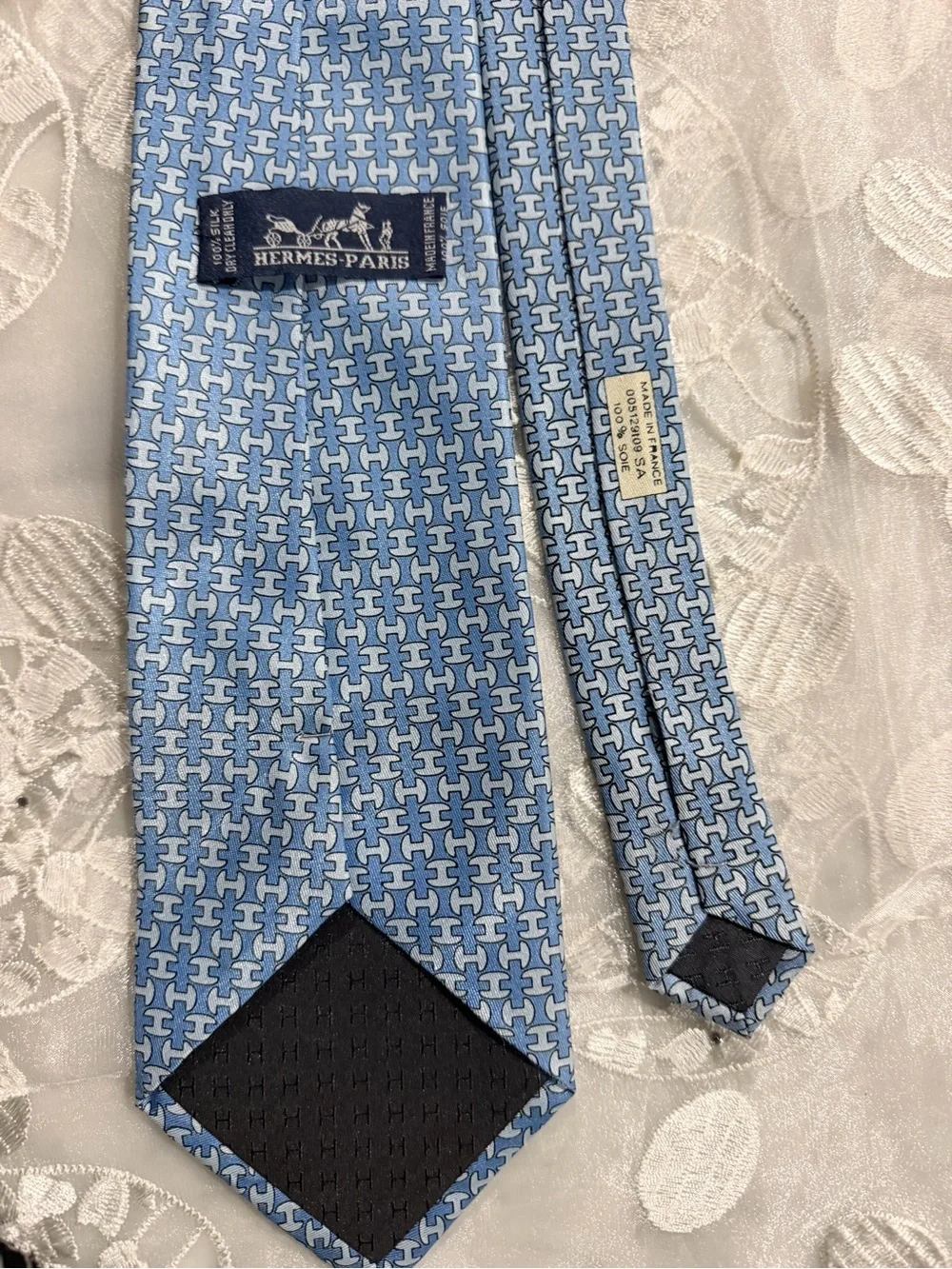 Hermes Light Blue Silk Tie with Geometric Interlocking Motif